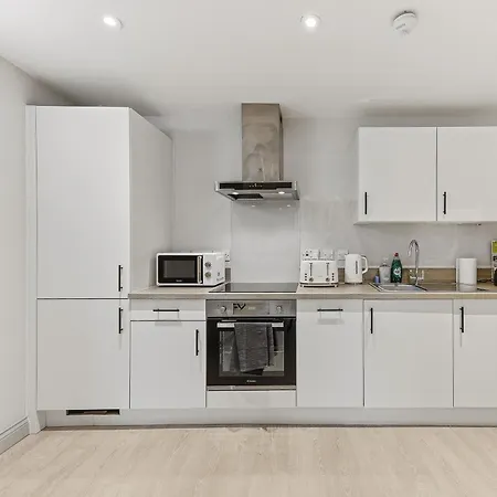 - Modern - Prime Location Apartament *