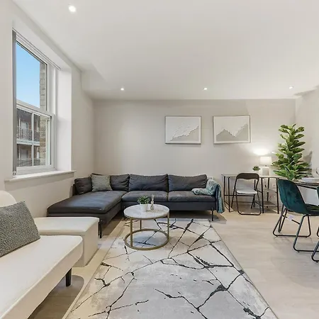 - Modern - Prime Location לידס