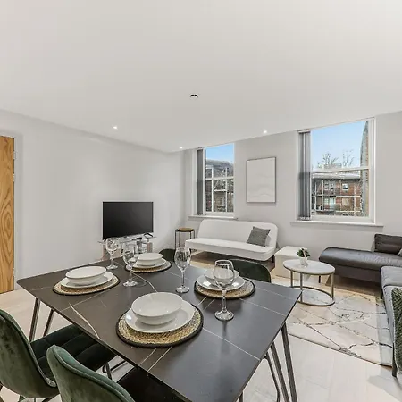 - Modern - Prime Location Apartment